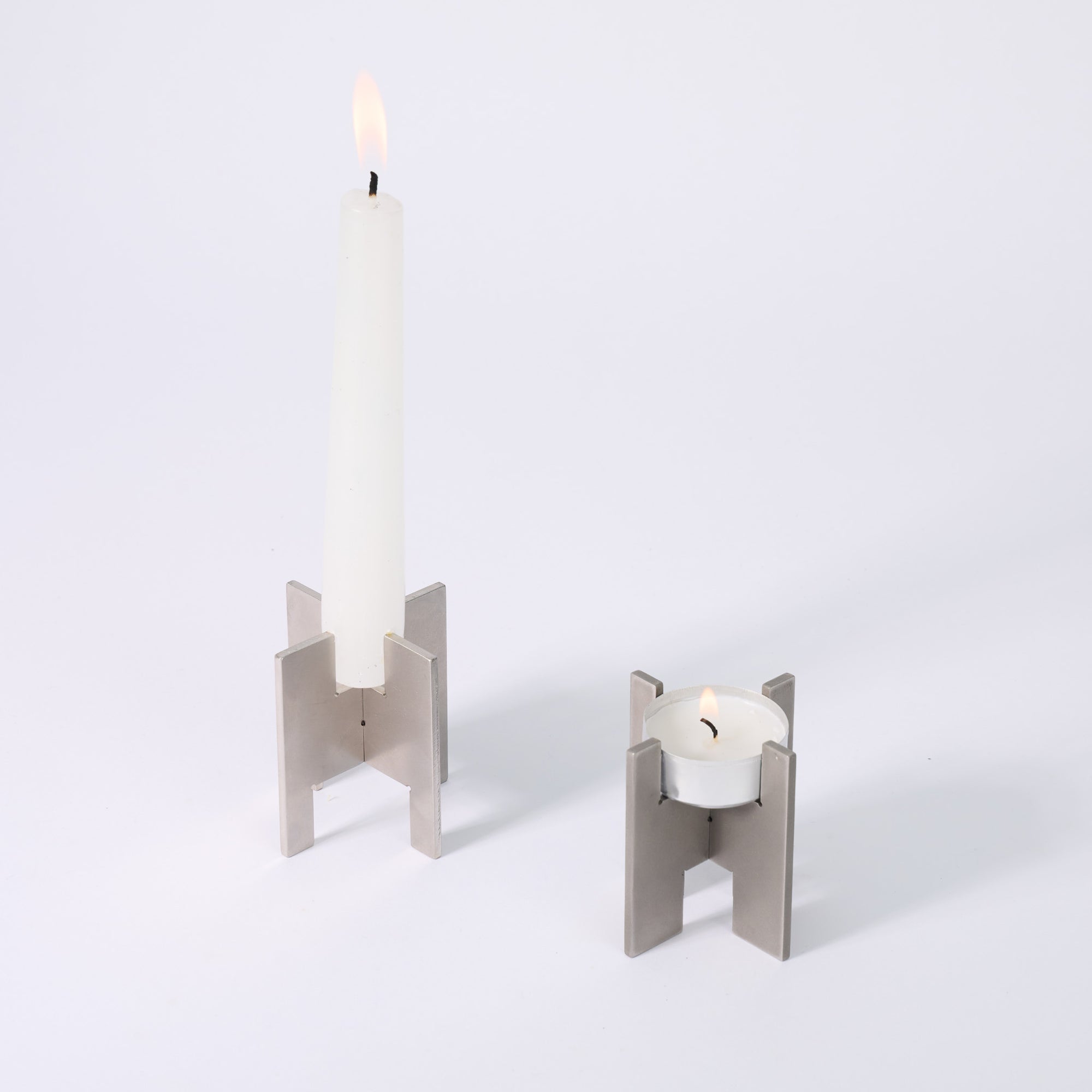 H64 // Kerzenhalter aus Massivmetall