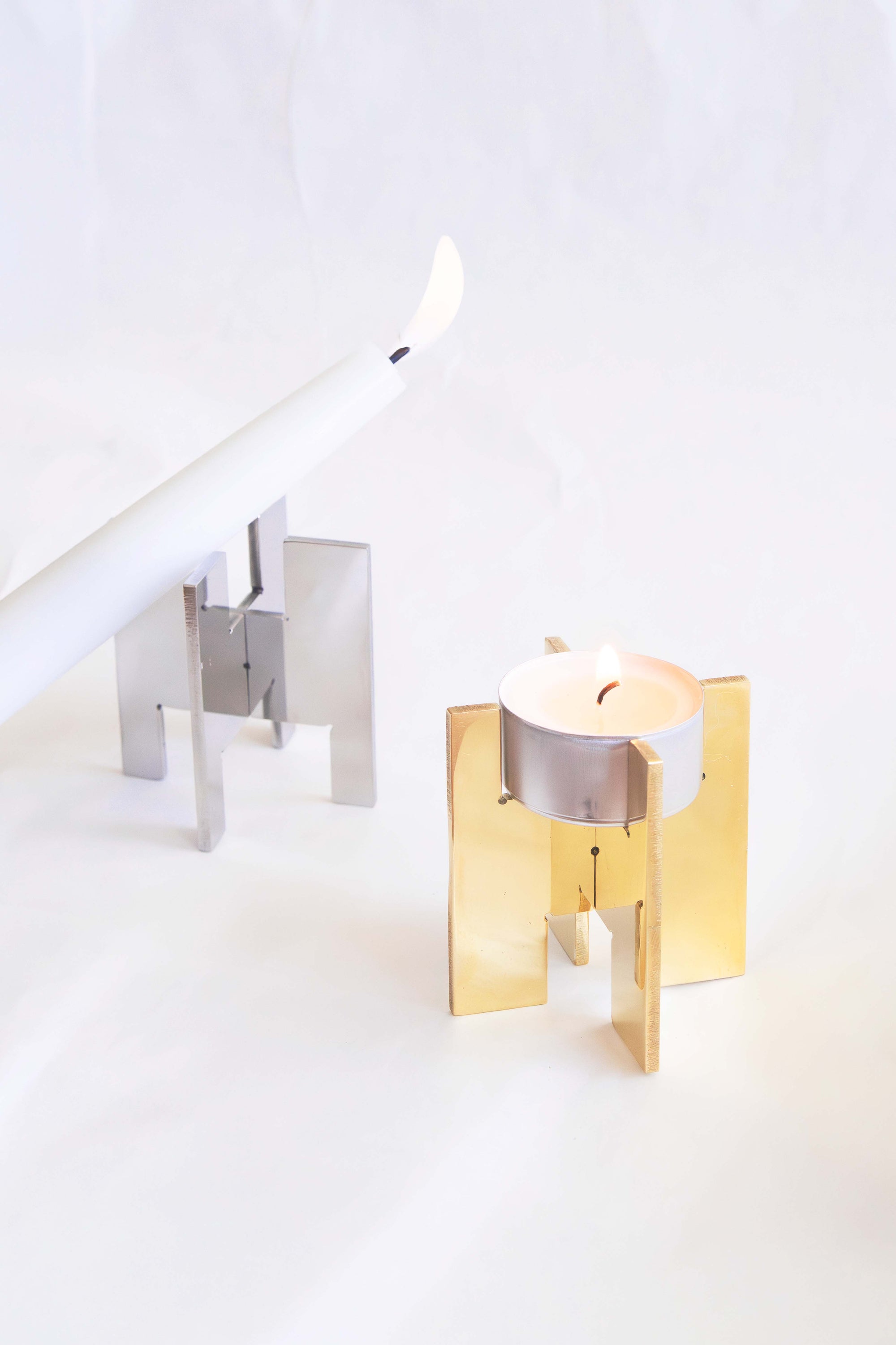 H64 // Solid Metal Candleholder Mirror Finish No. 8