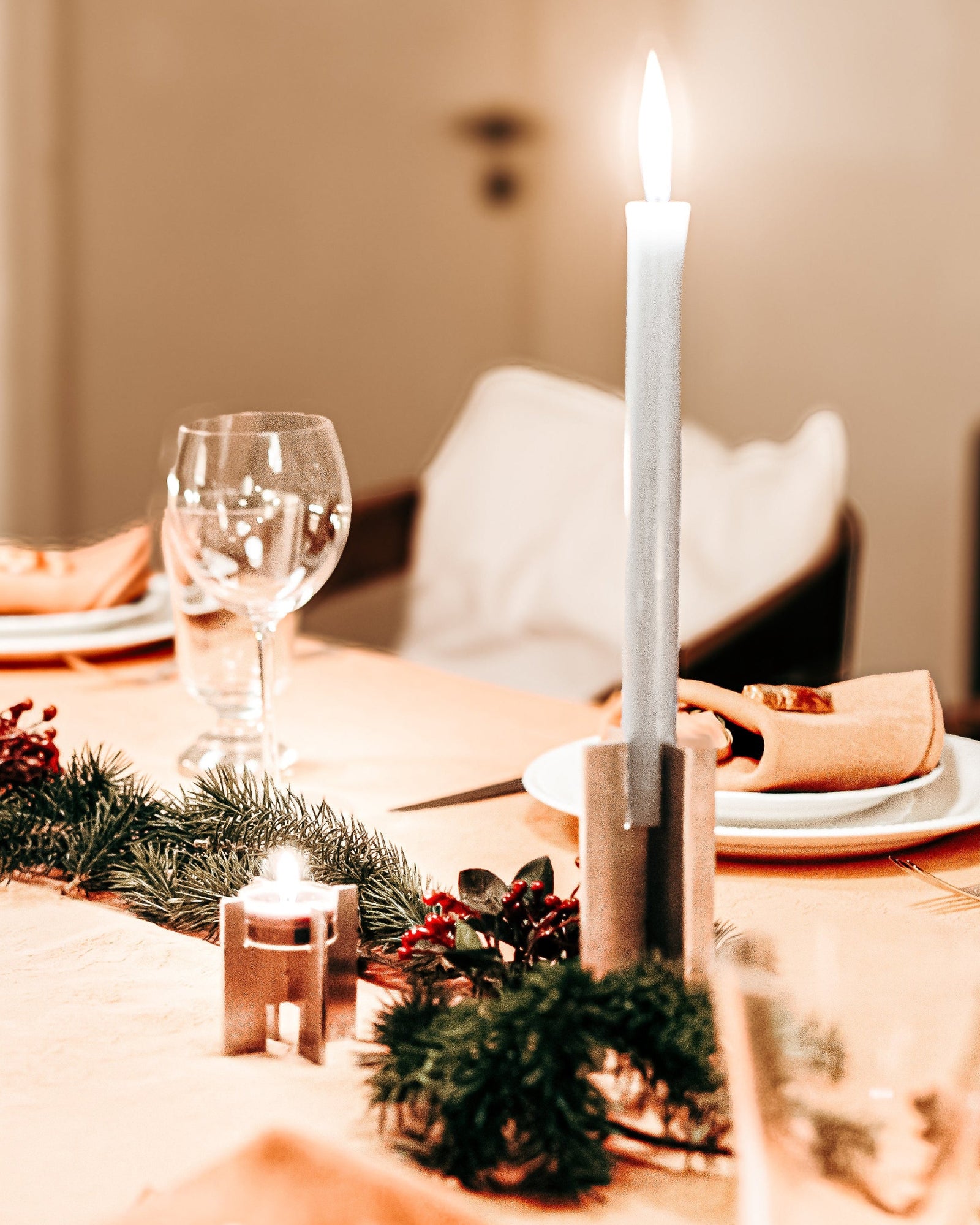 Lyssier H64 candleholder — hero portrait